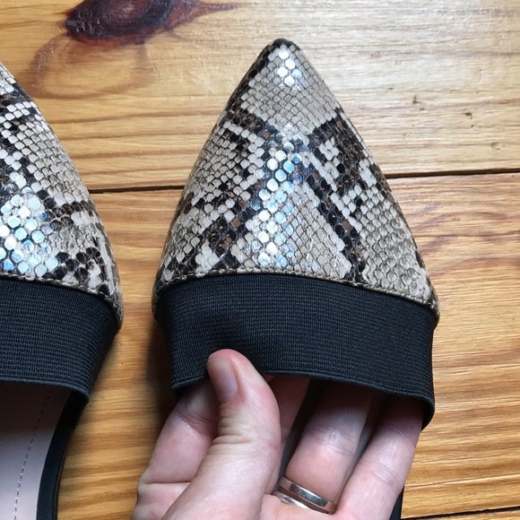 Tahari Eliss Beige Snakeskin Pointed Toe Flats, EUC, 10M - Picture 6 of 12